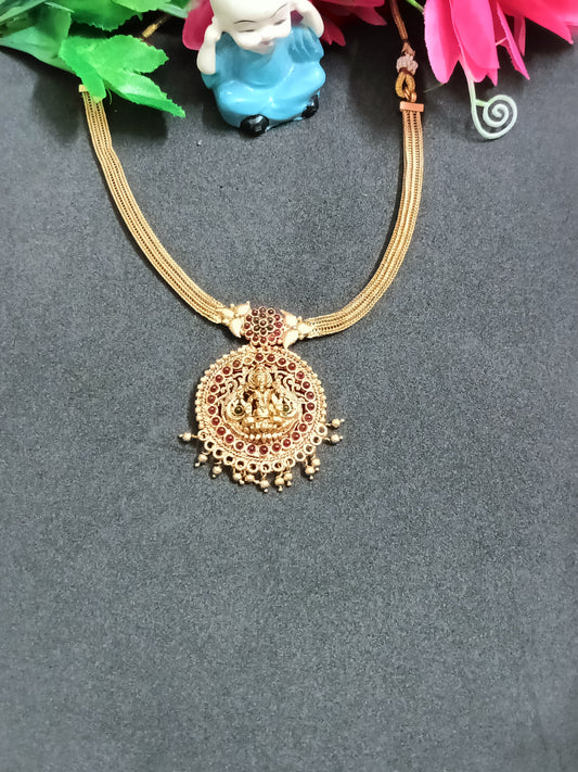 Attikai Lakshmi Pendant Neckpiece with Earrings