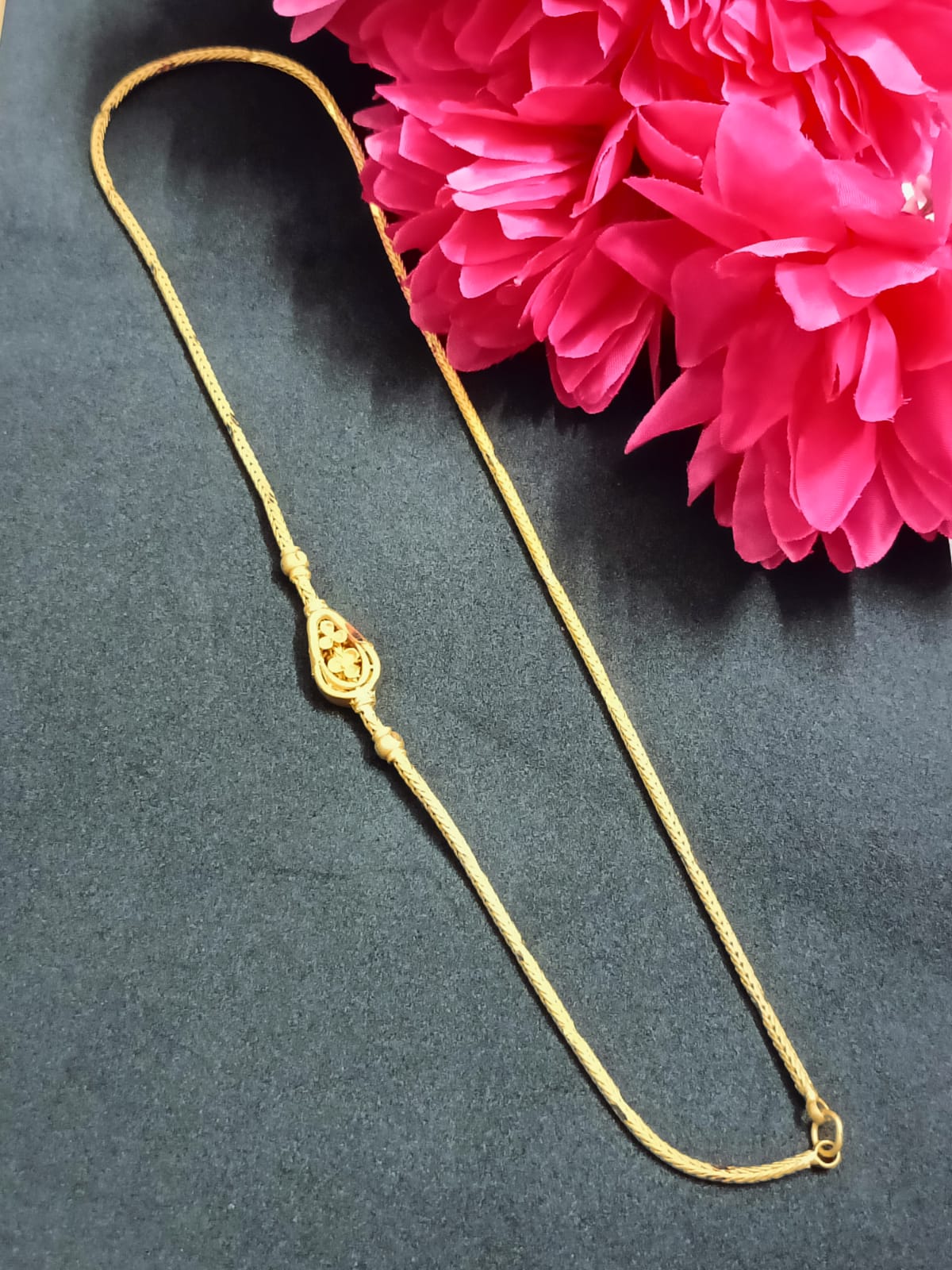 Flower Designed Mogapu And Foaming Function Wear 24'inch Gold Plated Thali chain