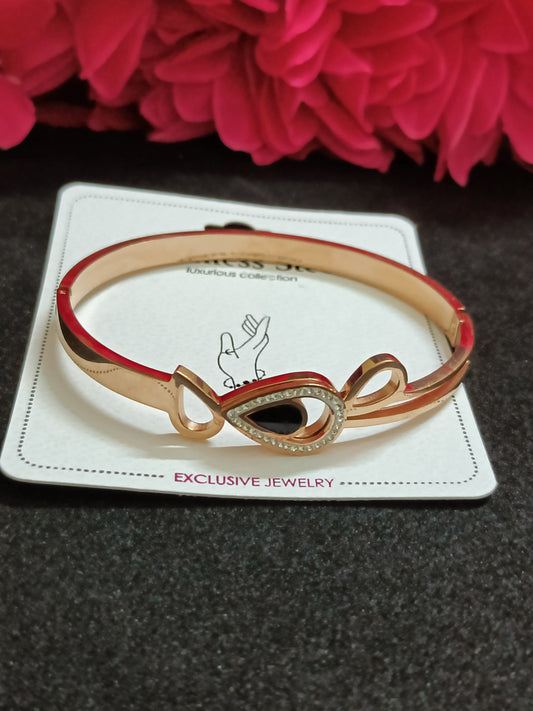 Trendy Leaf Design with stones Rose Gold Bracelets